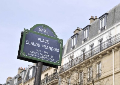 Place Claude François à Paris 16e