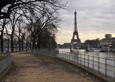 allee des cygnes vers le pont de Grenelle