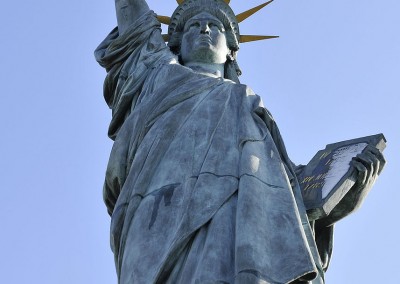 statue de la liberte Paris