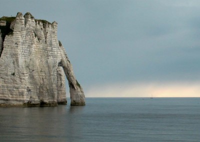 La porte d'Aval face au large