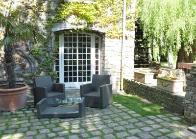 Porte sur jardin - Moulin de Claude François