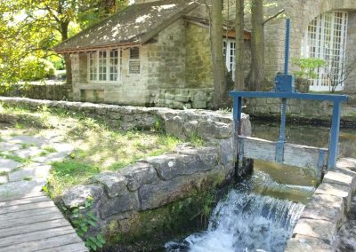 Chute d'eau du moulin de Dannemois