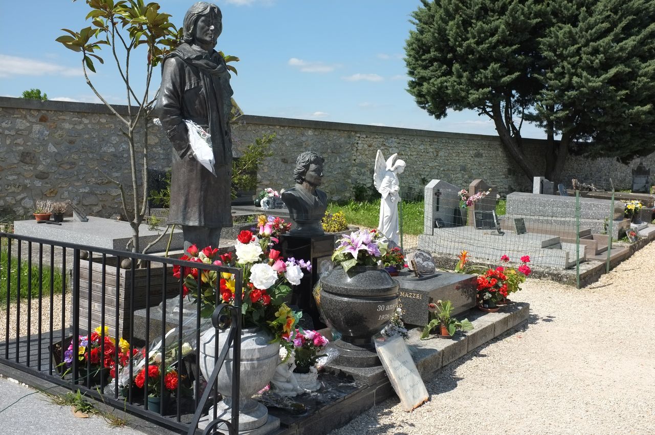 La tombe de Claude François