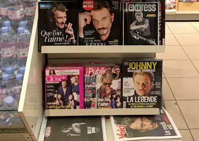 Les magazines titrent Johnny Hallyday