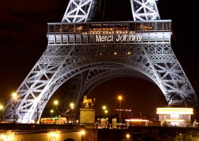 Tour Eiffel - Merci Johnny