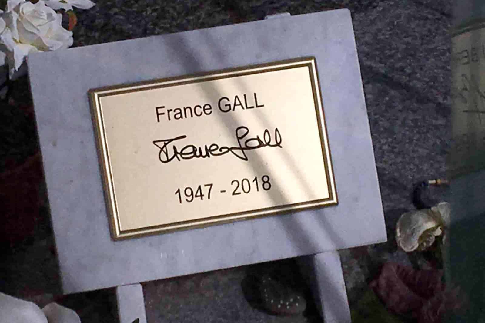 Tombe de France Gall