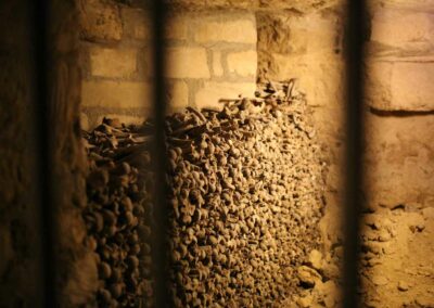 Catacombes de Paris ossements